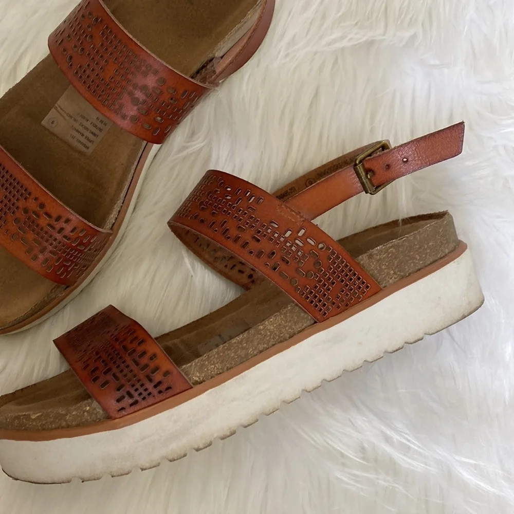 Not rated faux leather platform sandals Lazer cut size 9
